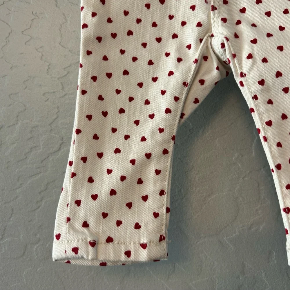⭐️Baby Gap heart patterned pull on skinny jeans size 0-3 months NEW